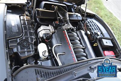 1998 Chevrolet Corvette CONVERTIBLE 6SPD MANUAL FRESH TRADE IN CLEAN   - Photo 31 - Stafford, TX 77477