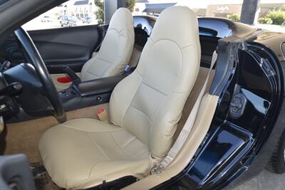 1998 Chevrolet Corvette CONVERTIBLE 6SPD MANUAL FRESH TRADE IN CLEAN   - Photo 27 - Stafford, TX 77477