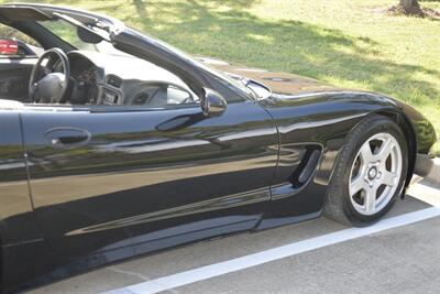 1998 Chevrolet Corvette CONVERTIBLE 6SPD MANUAL FRESH TRADE IN CLEAN   - Photo 17 - Stafford, TX 77477