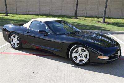 1998 Chevrolet Corvette CONVERTIBLE 6SPD MANUAL FRESH TRADE IN CLEAN   - Photo 21 - Stafford, TX 77477