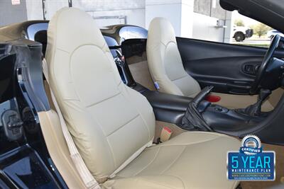 1998 Chevrolet Corvette CONVERTIBLE 6SPD MANUAL FRESH TRADE IN CLEAN   - Photo 28 - Stafford, TX 77477