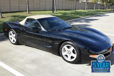 1998 Chevrolet Corvette CONVERTIBLE 6SPD MANUAL FRESH TRADE IN CLEAN   - Photo 2 - Stafford, TX 77477
