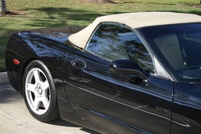 1998 Chevrolet Corvette CONVERTIBLE 6SPD MANUAL FRESH TRADE IN CLEAN   - Photo 6 - Stafford, TX 77477