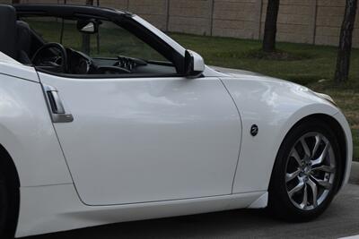 2011 Nissan 370Z Roadster Touring   - Photo 12 - Stafford, TX 77477