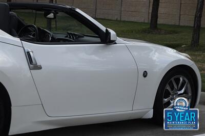 2011 Nissan 370Z Roadster Touring   - Photo 12 - Stafford, TX 77477