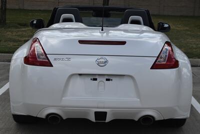 2011 Nissan 370Z Roadster Touring   - Photo 13 - Stafford, TX 77477