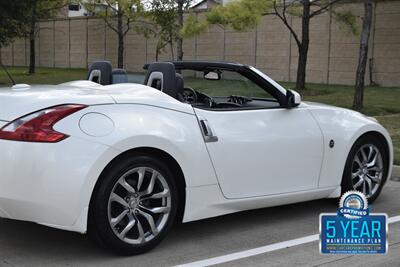 2011 Nissan 370Z Roadster Touring   - Photo 10 - Stafford, TX 77477