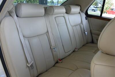 2011 Cadillac DTS PLATINUM COLLECTION HWY MILES LOADED FRESH TRADE   - Photo 39 - Stafford, TX 77477