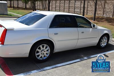2011 Cadillac DTS PLATINUM COLLECTION HWY MILES LOADED FRESH TRADE   - Photo 16 - Stafford, TX 77477