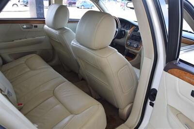2011 Cadillac DTS PLATINUM COLLECTION HWY MILES LOADED FRESH TRADE   - Photo 35 - Stafford, TX 77477