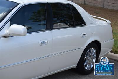 2011 Cadillac DTS PLATINUM COLLECTION HWY MILES LOADED FRESH TRADE   - Photo 9 - Stafford, TX 77477
