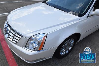 2011 Cadillac DTS PLATINUM COLLECTION HWY MILES LOADED FRESH TRADE   - Photo 10 - Stafford, TX 77477