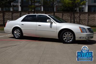 2011 Cadillac DTS PLATINUM COLLECTION HWY MILES LOADED FRESH TRADE   - Photo 22 - Stafford, TX 77477