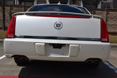 2011 Cadillac DTS PLATINUM COLLECTION HWY MILES LOADED FRESH TRADE   - Photo 20 - Stafford, TX 77477
