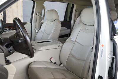 2015 Cadillac Escalade ESV LUXURY NAV BK/CAM S/ROOF 1 TX OWN   - Photo 31 - Stafford, TX 77477