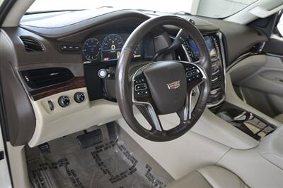 2015 Cadillac Escalade ESV LUXURY NAV BK/CAM S/ROOF 1 TX OWN   - Photo 27 - Stafford, TX 77477