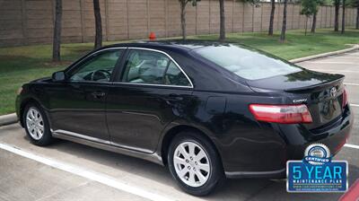 2007 Toyota Camry XLE V6 2 OWN TX VEHICLE LTHR INT FRESH TRADE IN   - Photo 13 - Stafford, TX 77477