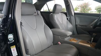 2007 Toyota Camry XLE V6 2 OWN TX VEHICLE LTHR INT FRESH TRADE IN   - Photo 33 - Stafford, TX 77477