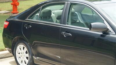 2007 Toyota Camry XLE V6 2 OWN TX VEHICLE LTHR INT FRESH TRADE IN   - Photo 8 - Stafford, TX 77477