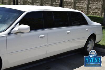 2003 Cadillac DeVille LIMO EDI 9 PASS SEATING 17K ORIG MILES FRESH TRADE   - Photo 9 - Stafford, TX 77477