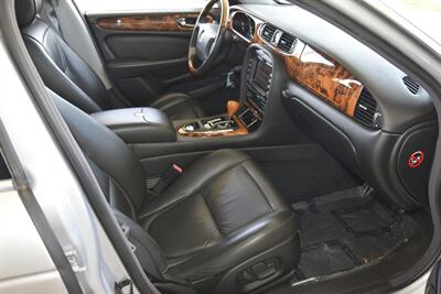 2005 Jaguar XJ8 Super V8   - Photo 34 - Stafford, TX 77477