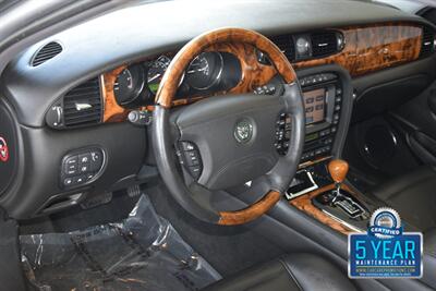 2005 Jaguar XJ8 Super V8   - Photo 23 - Stafford, TX 77477