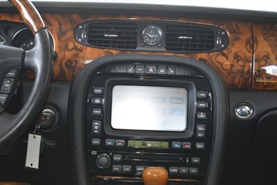 2005 Jaguar XJ8 Super V8   - Photo 29 - Stafford, TX 77477