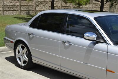 2005 Jaguar XJ8 Super V8   - Photo 11 - Stafford, TX 77477