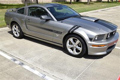 2009 Ford Mustang GT PREMIUM CALIFORNIA EDITION 5SPD MANUAL 52K MILE   - Photo 4 - Stafford, TX 77477