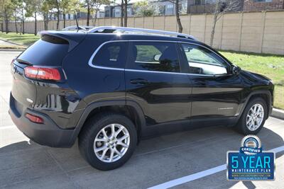 2018 Jeep Cherokee Latitude Plus LTHR NAV 70K LOW MILES NEW TRADE IN   - Photo 14 - Stafford, TX 77477