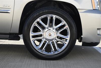 2014 Cadillac Escalade ESV PLATINUM AWD HANDICAP LIFT EQUIPPED LOADED NIC   - Photo 47 - Stafford, TX 77477