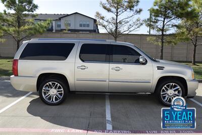 2014 Cadillac Escalade ESV PLATINUM AWD HANDICAP LIFT EQUIPPED LOADED NIC   - Photo 14 - Stafford, TX 77477