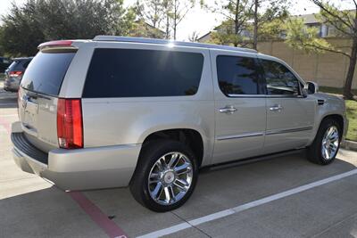 2014 Cadillac Escalade ESV PLATINUM AWD HANDICAP LIFT EQUIPPED LOADED NIC   - Photo 17 - Stafford, TX 77477