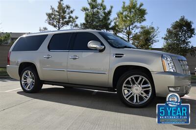 2014 Cadillac Escalade ESV PLATINUM AWD HANDICAP LIFT EQUIPPED LOADED NIC   - Photo 1 - Stafford, TX 77477