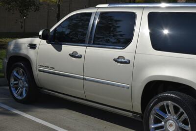 2014 Cadillac Escalade ESV PLATINUM AWD HANDICAP LIFT EQUIPPED LOADED NIC   - Photo 20 - Stafford, TX 77477