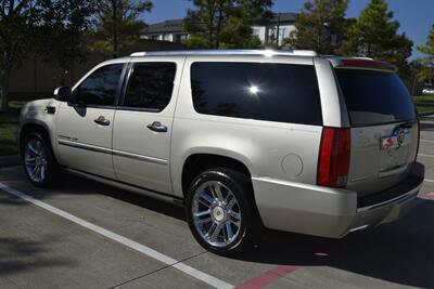 2014 Cadillac Escalade ESV PLATINUM AWD HANDICAP LIFT EQUIPPED LOADED NIC   - Photo 16 - Stafford, TX 77477