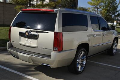 2014 Cadillac Escalade ESV PLATINUM AWD HANDICAP LIFT EQUIPPED LOADED NIC   - Photo 15 - Stafford, TX 77477