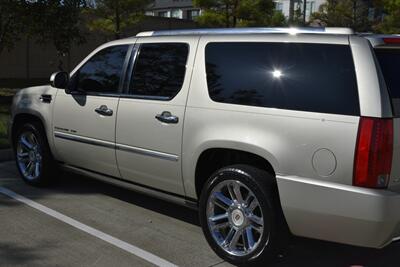 2014 Cadillac Escalade ESV PLATINUM AWD HANDICAP LIFT EQUIPPED LOADED NIC   - Photo 18 - Stafford, TX 77477