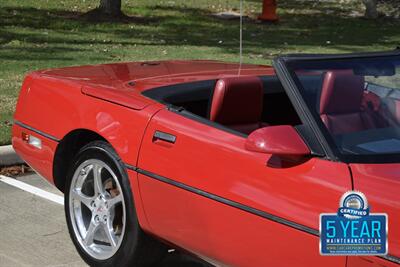 1987 Chevrolet Corvette CONVERTIBLE GREAT CONDITION 6SPD MANUAL 21K MILES   - Photo 8 - Stafford, TX 77477
