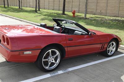 1987 Chevrolet Corvette CONVERTIBLE GREAT CONDITION 6SPD MANUAL 21K MILES   - Photo 16 - Stafford, TX 77477