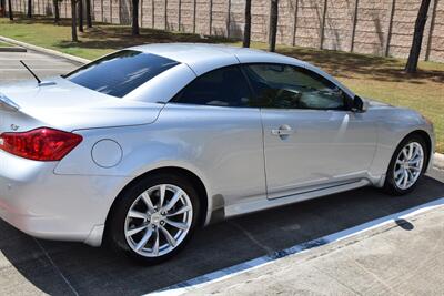 2013 INFINITI G37 CONVERTIBLE GREAT CONDITION FRESH TRADE LADY OWNED   - Photo 16 - Stafford, TX 77477