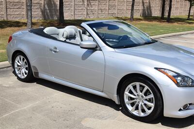 2013 INFINITI G37 CONVERTIBLE GREAT CONDITION FRESH TRADE LADY OWNED   - Photo 6 - Stafford, TX 77477
