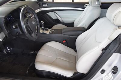 2013 INFINITI G37 CONVERTIBLE GREAT CONDITION FRESH TRADE LADY OWNED   - Photo 25 - Stafford, TX 77477