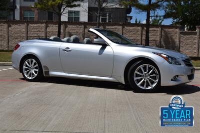 2013 INFINITI G37 CONVERTIBLE GREAT CONDITION FRESH TRADE LADY OWNED   - Photo 1 - Stafford, TX 77477