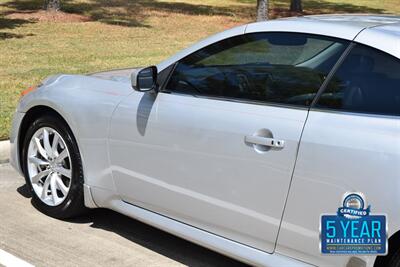 2013 INFINITI G37 CONVERTIBLE GREAT CONDITION FRESH TRADE LADY OWNED   - Photo 17 - Stafford, TX 77477