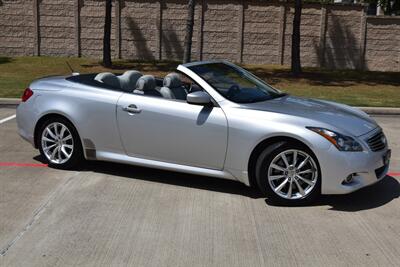 2013 INFINITI G37 CONVERTIBLE GREAT CONDITION FRESH TRADE LADY OWNED   - Photo 21 - Stafford, TX 77477