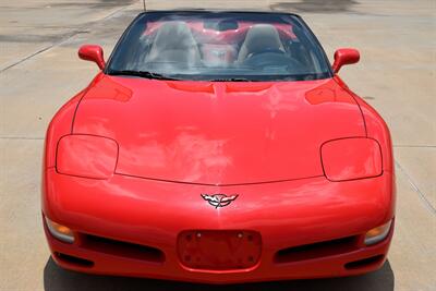 2004 Chevrolet Corvette CONVERTIBLE AUTOMATIC LOADED IMMACULATE HUD   - Photo 2 - Stafford, TX 77477