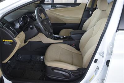 2015 Hyundai Sonata Hybrid 50K ORIG MILES FRESH TRADE IN CLEAN   - Photo 30 - Stafford, TX 77477