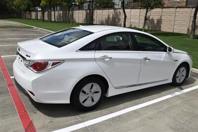 2015 Hyundai Sonata Hybrid 50K ORIG MILES FRESH TRADE IN CLEAN   - Photo 14 - Stafford, TX 77477