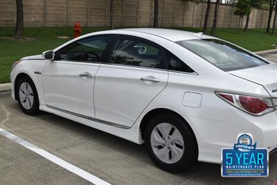 2015 Hyundai Sonata Hybrid 50K ORIG MILES FRESH TRADE IN CLEAN   - Photo 15 - Stafford, TX 77477